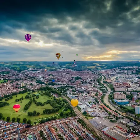 Travelodge Anchor Road Бристоль