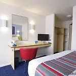 Travelodge Anchor Road 호텔