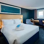 Travelodge Anchor Road 3*