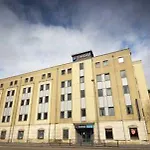 호텔 Travelodge Anchor Road 3*