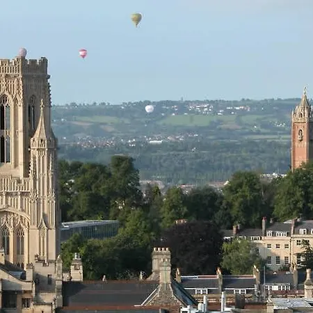 Travelodge Anchor Road 3* Bristol