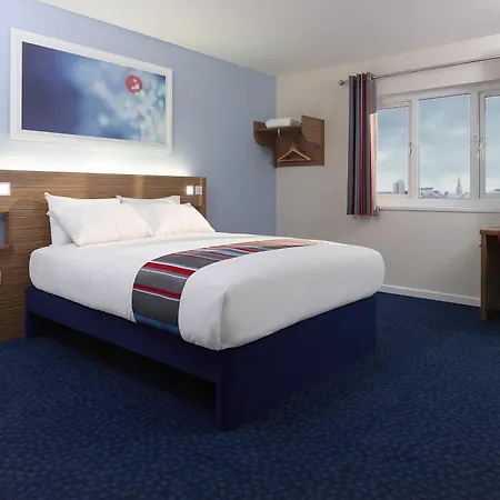 Travelodge Anchor Road 3* ブリストル