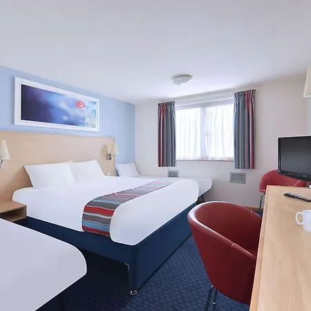 Travelodge Anchor Road Szálloda Bristol