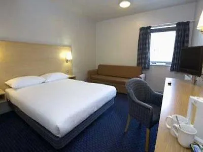 Готель Travelodge Anchor Road