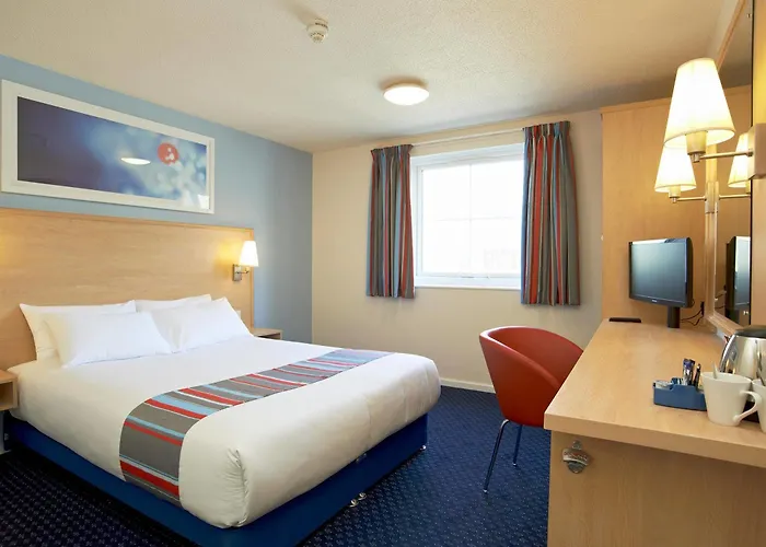 Travelodge Anchor Road 3* Bristol