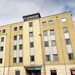 Travelodge Anchor Road 3*