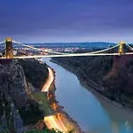Ξενοδοχείο Travelodge Anchor Road 3*