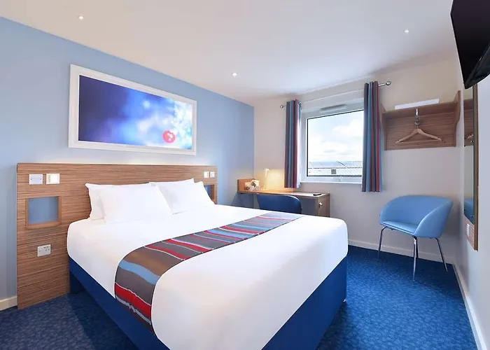 Travelodge Anchor Road Hotel